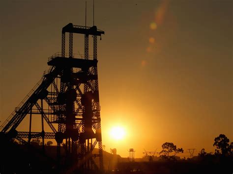 Nearly 1,000 South African miners trapped underground after power