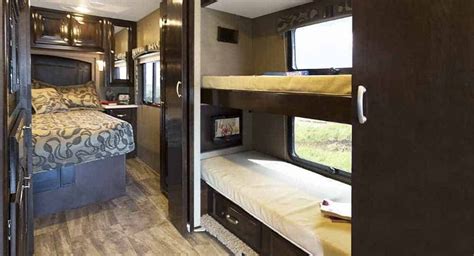 Travel Trailers With Bunkhouse Increase Sleeping Capacity Without