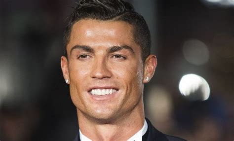Cristiano Ronaldo Reality About His Plastic Surgery