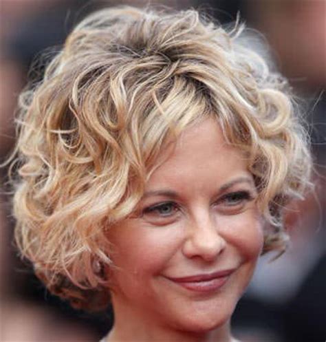 It's purely simple and fabulous and doesn't require much styling. 4 Short Bob Hairstyles For Women Over 50
