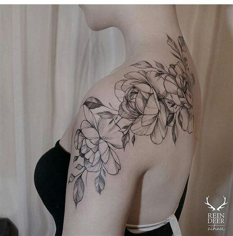26 Best Shoulder And Upper Arm Flower Tattoos For Women