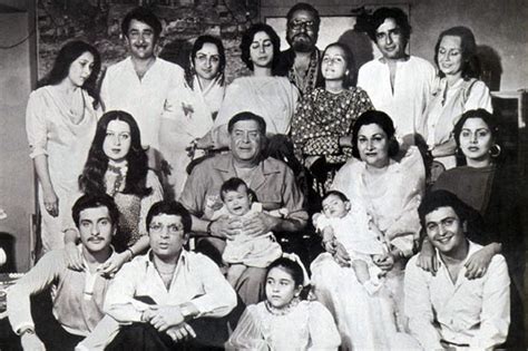 Yusuf khan, who later became popular as dilip kumar, was born in peshawar in now what is pakistan. Pakistan's homage to Bollywood legends; Dilip Kumar's home ...