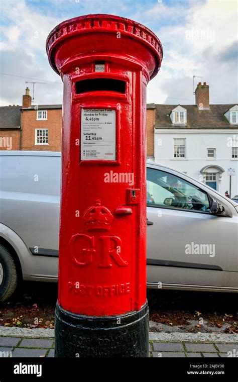 King George Era Gr Red Pillar Box Post Office Letter Box Warwick