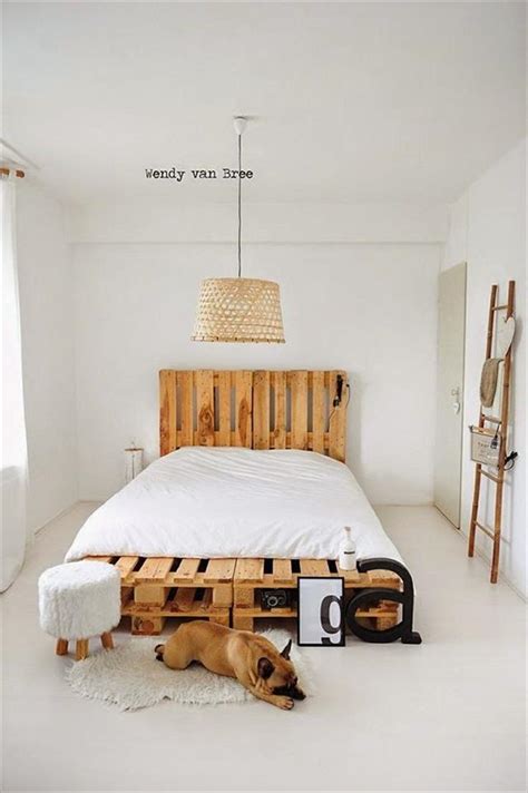 Diy Easy Wood Pallet Bed Frame Wonder Forest
