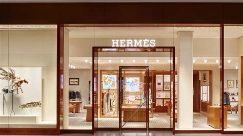 Hermès Opens New Chadstone Store With Artist Anna Wili Highfield Icon