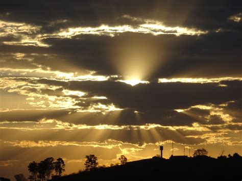 Pôr Do Sol Entardecer Raios · Foto Gratuita No Pixabay