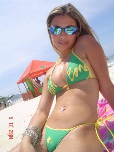 Wellcome World Of Top Bikini Mexican Girls Enjoying Summer Vocation In Miami Beach
