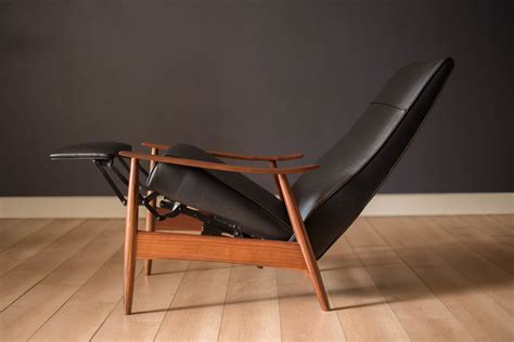 Mid Century Modern Milo Baughman Recliner Lounge Chair Mid Century