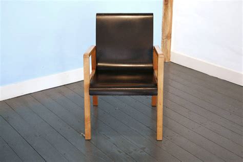 Hallway Chair By Alvar Aalto