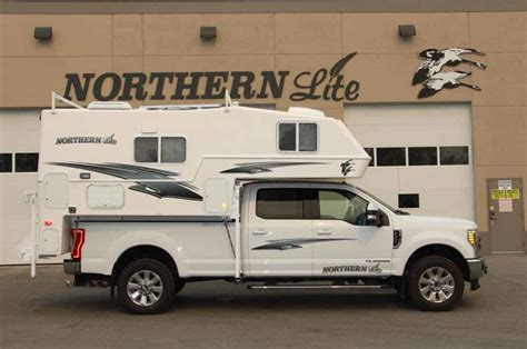 Sportsman Edition Northern Lite 4 Season Truck Campers