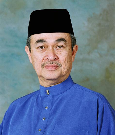 Abdullah ahmad badawi was born in bayan lepas, penang to a prominent religious family. MyInfo Malaysia: Imbasan Malaysia 2004
