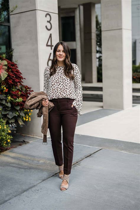 Casual Work Outfit Ideas For Fall | an indigo day Blog