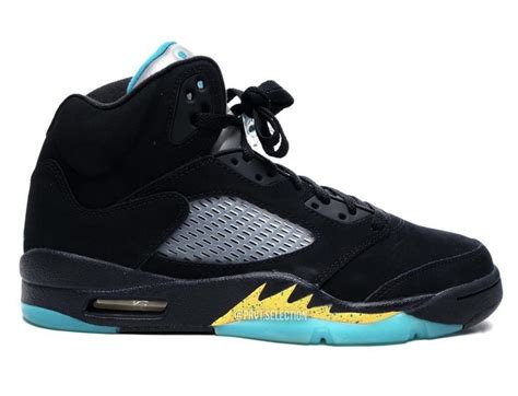 Official Photos Of The Air Jordan 5 Aqua Sneaker Combos