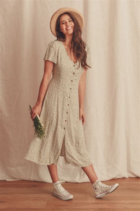 Honeysuckle Dress Breath Of Youth In 2021 Modest Summer Outfits