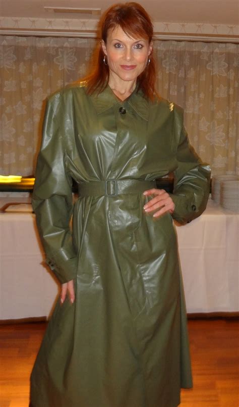 Debbie In Her Green Klepper Mack Rainwear Boots Rainwear Girl