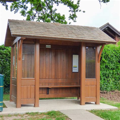 Hardwood Open And Enclosed Bus Shelters Outdoor Timber Shelters