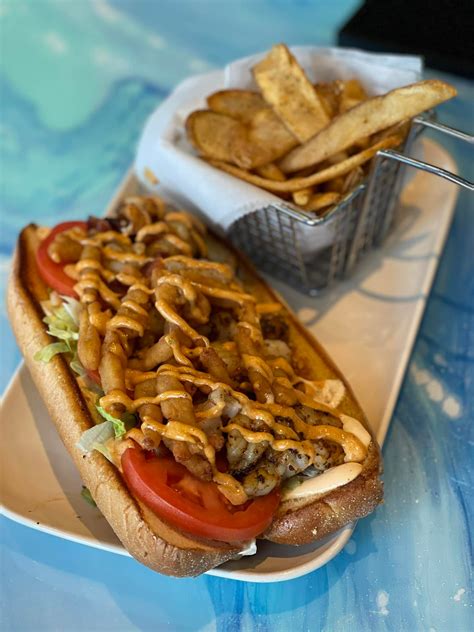 Hooked Island Grill- Fort Myers