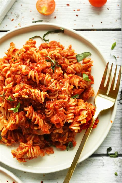 Spicy Red Pasta With Lentils Minimalist Baker Recipes