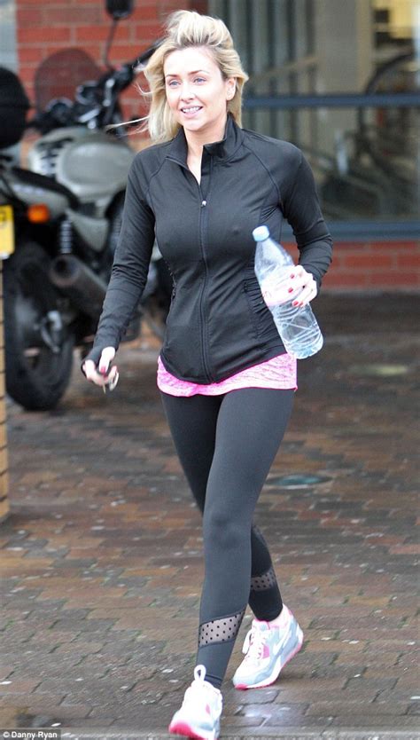 Gemma Merna Heads To The Gym As She Gets In Shape Ahead Of Splash Debut Daily Mail Online