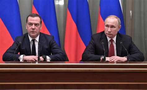 Russia Government Resigns Following Announcement Of Reforms To Weaken Putin S Successor Jurist