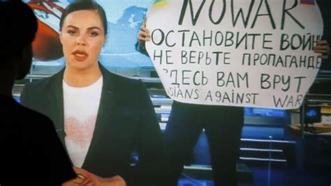 Tv Journalistin Will Nach Protestaktion In Russland Bleiben Südostschweiz