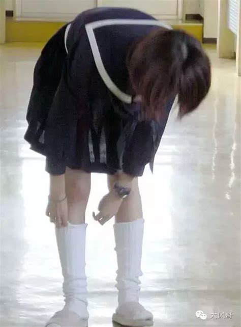 图：日本女高中生的裙子到底有短？