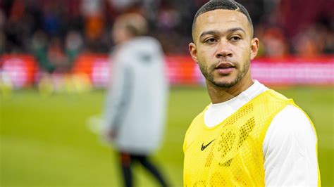 L'international néerlandais débarque à 22 ans avec. Mercato | Mercato - PSG : Le dossier Memphis Depay fixé à ...