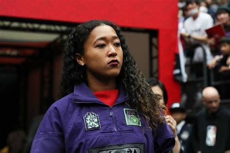 She is a dual citizen in japan and the us and even though she is supposed to let her us. Naomi Osaka Fires Back at the People Questioning her Ethnicity - EssentiallySports