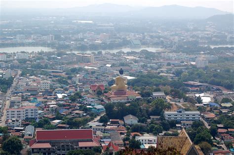 DSC_3767 | View From Wat Kiriwong, Nakhon Sawan | ThailandPaul -ประเทศไทย พอ | Flickr