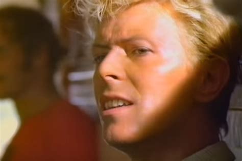How David Bowie Scored His First Ever Platinum Album