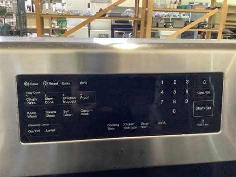 Samsung Electric Stove With Convection Oven With Glass Top Model