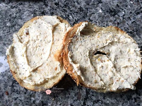 Start your day right by spreading this pumpkin spice cream cheese on a thomas'® bagel. Everything Bagel Cream Cheese Spread
