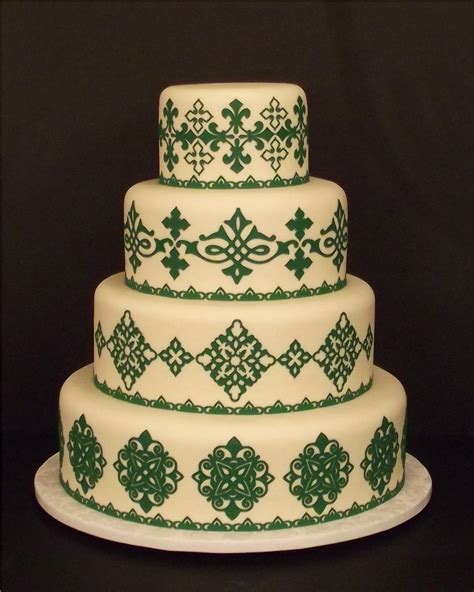 Oggi vi lascio qualche step fotografico del. Creative Designs For Cakes: Pre-Cut Wedding Cake Designs