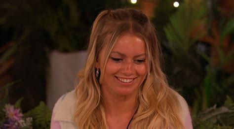 Love Island Criticised For Lack Of Closed Captions For Deaf Contestant