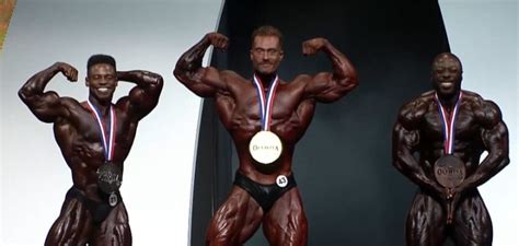 Results 2019 Olympia Chris Bumstead Wins The Classic Physique Olympia