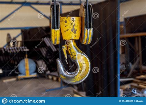 Hook For Industrial Crane Overhead Crane Hook And Chain Factory Stock