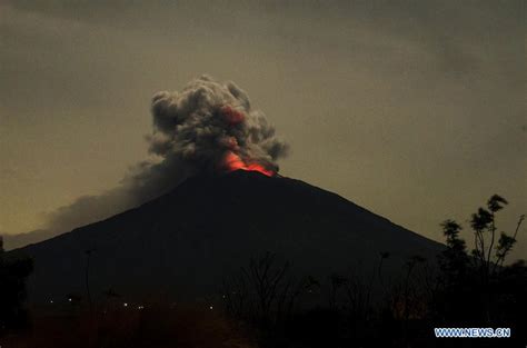 Indonesia Raises Alert For Mount Agung Volcano To Highest Level 4
