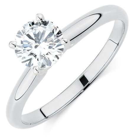 Solitaire Engagement Ring With A 1 Carat Diamond In 14kt White Gold