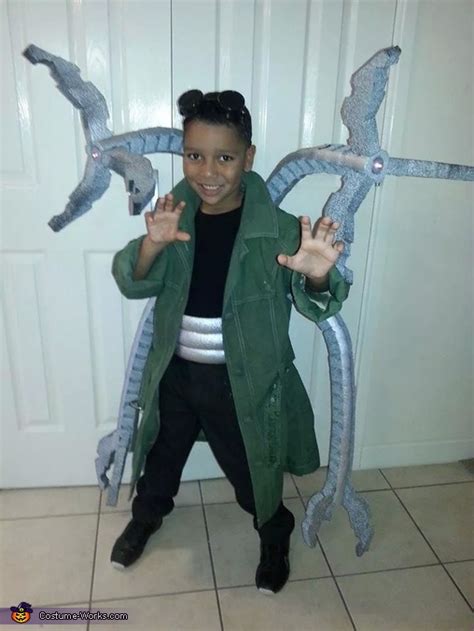 Dr Octopus Costume Photo 34