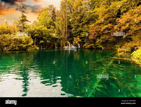 Stock Foto Plitvicer Seen Mineralwasser And Wasserfälle Plitvička