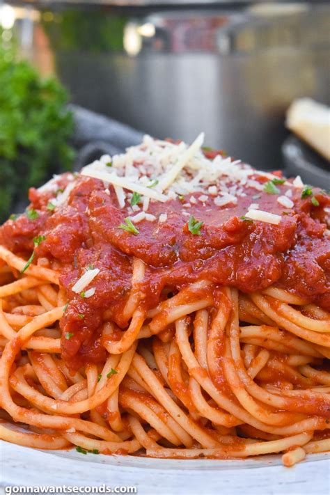 Italian Spaghetti Made W Simple Ingredients Gonna Want Seconds