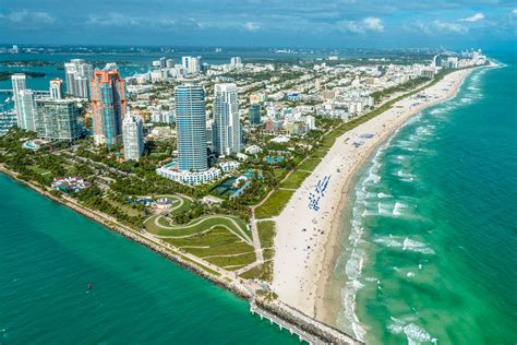 Why You Must Visit Miamis South Beach South Beach Miami Island