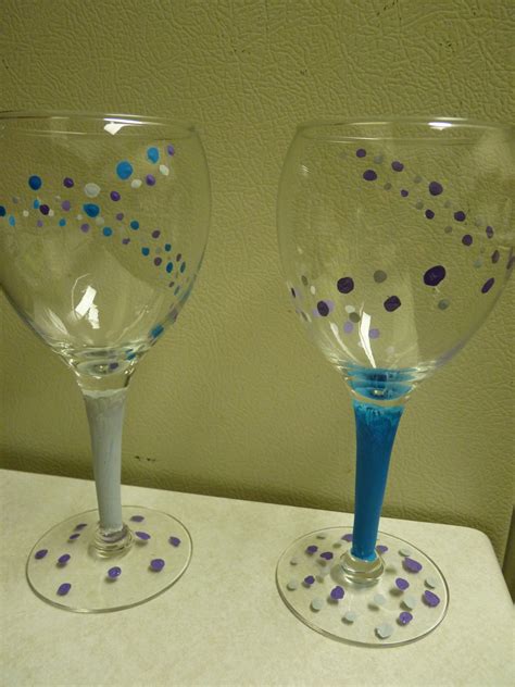 Painted Wine Glasses Awesome Craft Idea Makes For Some Fun Glasses And It Is Super Easy To Do