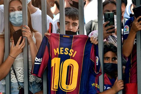 Soccer Icon Messi Confirms Bitter Barcelona Exit In Tearful Farewell