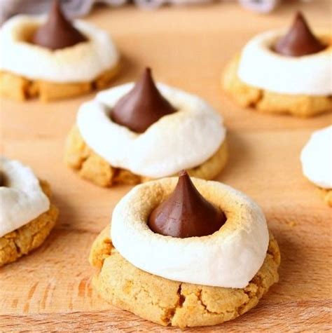Wow, talk about hershey overload. Our favorite Hershey's Kisses Candies recipes on Pinterest ...