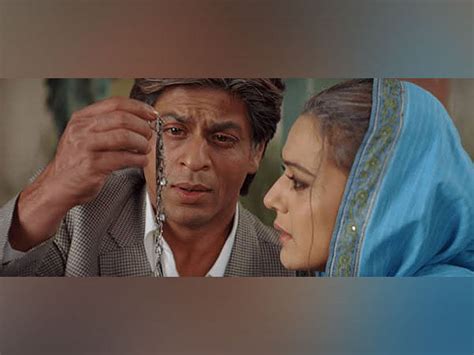 Shah Rukh Khan Preity Zintas Iconic Romantic Drama Veer Zaara Turns 18 Theprint Anifeed