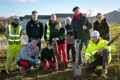 Welsh Icons News Pupils And Rugby Stars To Plant 1600 Trees On Conwy