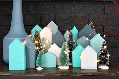 Je vous avais promis une surprise pour préparer noël. Fabriquer un village de Noël en carton et bois : nos ...