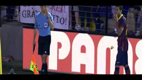 Dani Alves Eats Banana Thrown From Public Villarreal Vs Barcelona Full Sound Youtube
