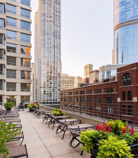 Courtyard Chicago Downtownriver North Updated 2017 Hotel Reviews